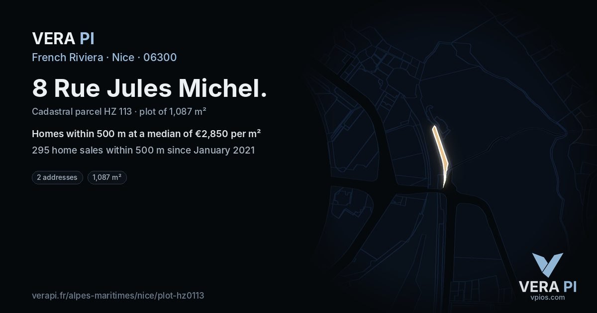 8 Rue Jules Michel, Nice at night – the plot lit, the parcels around coloured by the prices near them