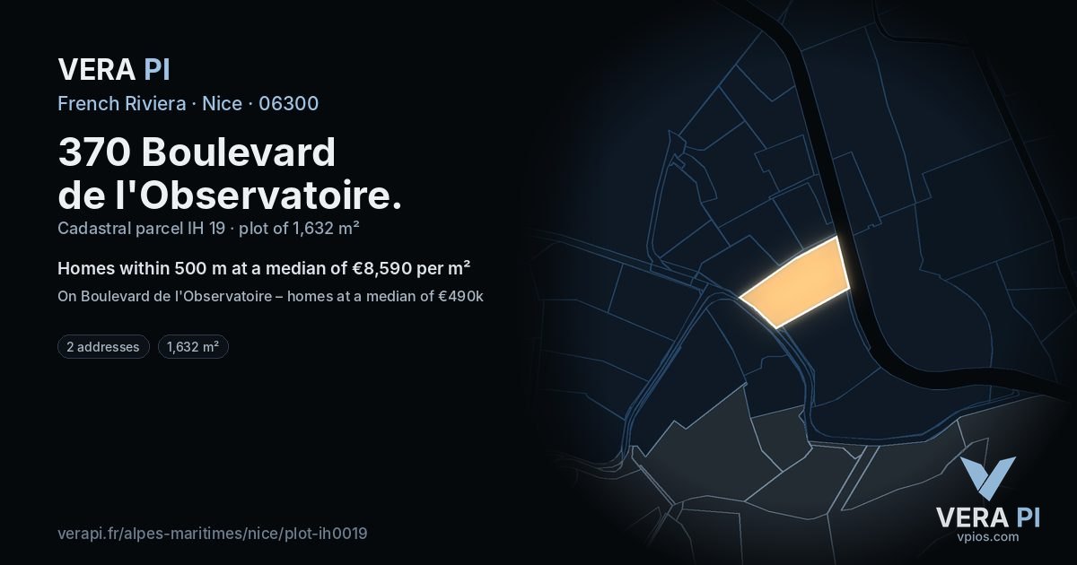 370 Boulevard de l'Observatoire, Nice at night – the plot lit, the parcels around coloured by the prices near them