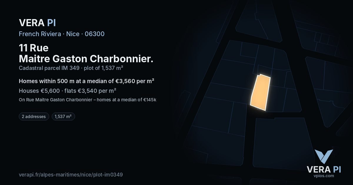 11 Rue Maitre Gaston Charbonnier, Nice at night – the plot lit, the parcels around coloured by the prices near them
