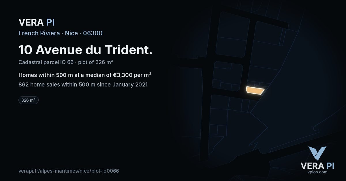 10 Avenue du Trident, Nice at night – the plot lit, the parcels around coloured by the prices near them