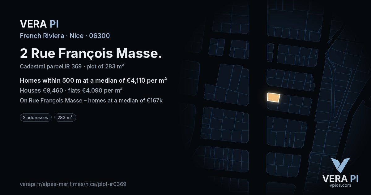 2 Rue François Masse, Nice at night – the plot lit, the parcels around coloured by the prices near them