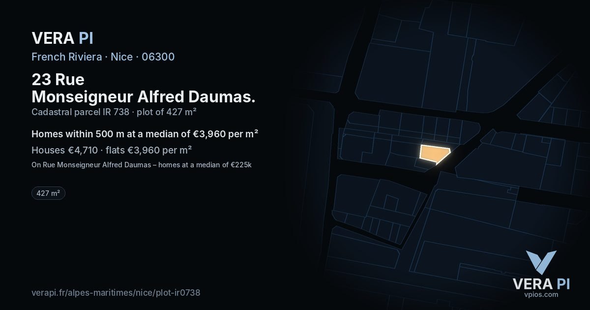 23 Rue Monseigneur Alfred Daumas, Nice at night – the plot lit, the parcels around coloured by the prices near them