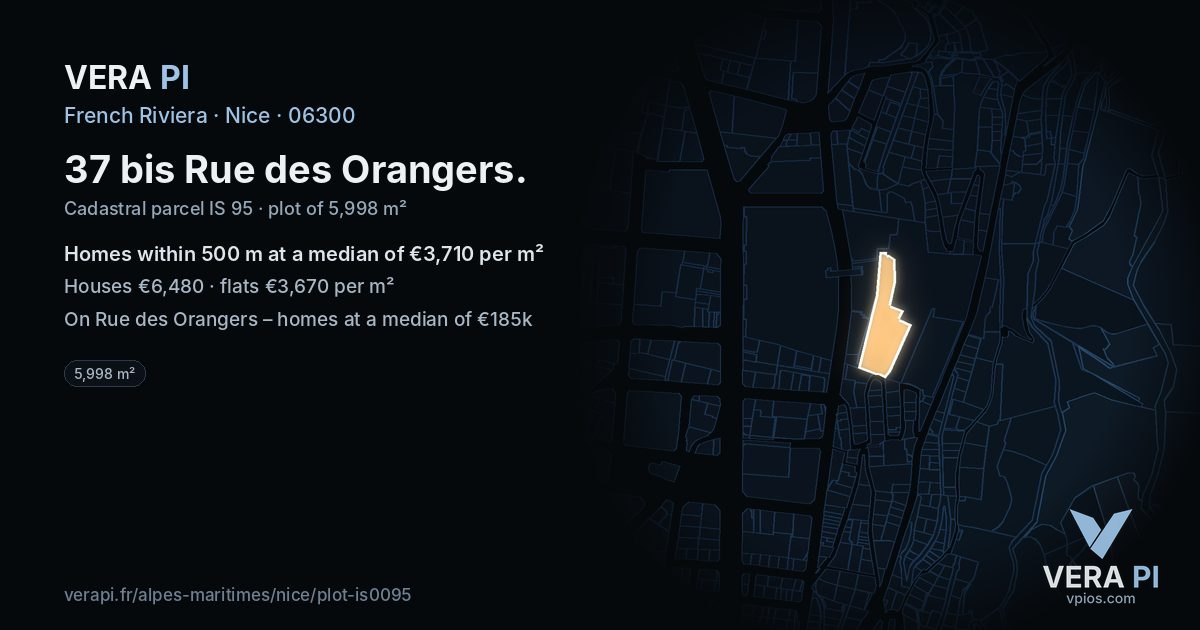 37 bis Rue des Orangers, Nice at night – the plot lit, the parcels around coloured by the prices near them