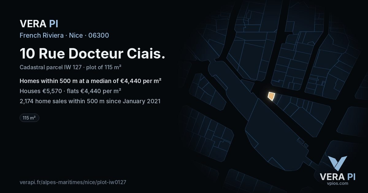 10 Rue Docteur Ciais, Nice at night – the plot lit, the parcels around coloured by the prices near them