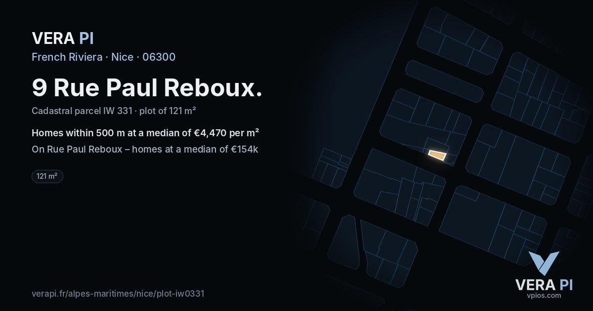 9 Rue Paul Reboux, Nice at night – the plot lit, the parcels around coloured by the prices near them