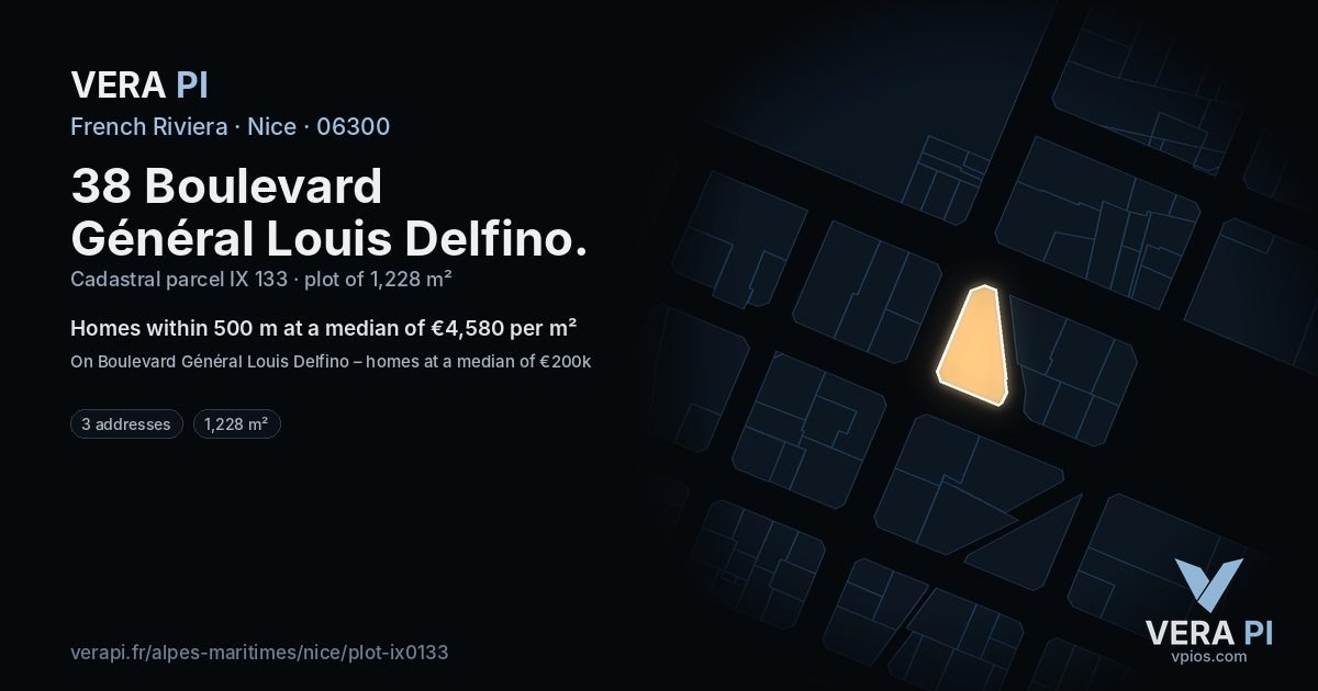 38 Boulevard Général Louis Delfino, Nice at night – the plot lit, the parcels around coloured by the prices near them