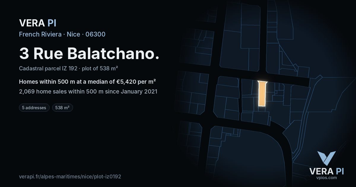 3 Rue Balatchano, Nice at night – the plot lit, the parcels around coloured by the prices near them