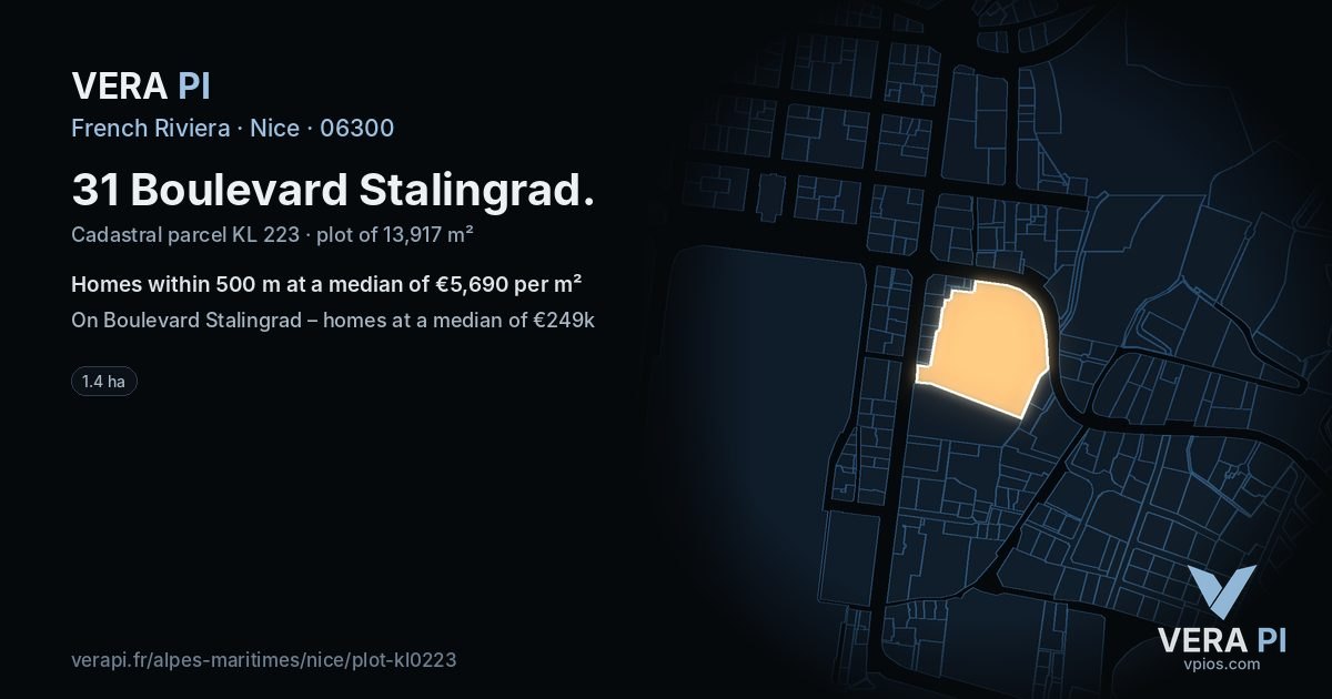 31 Boulevard Stalingrad, Nice at night – the plot lit, the parcels around coloured by the prices near them