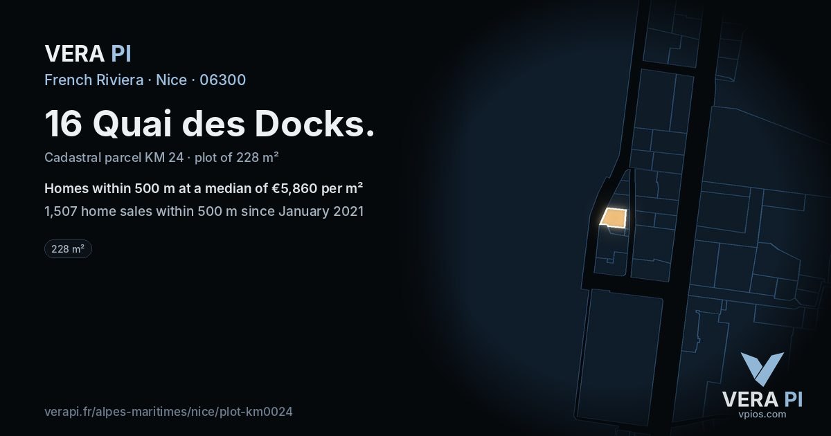 16 Quai des Docks, Nice at night – the plot lit, the parcels around coloured by the prices near them