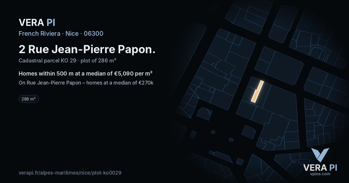 2 Rue Jean-Pierre Papon, Nice at night – the plot lit, the parcels around coloured by the prices near them