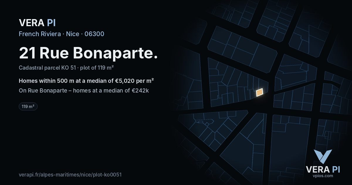 21 Rue Bonaparte, Nice at night – the plot lit, the parcels around coloured by the prices near them