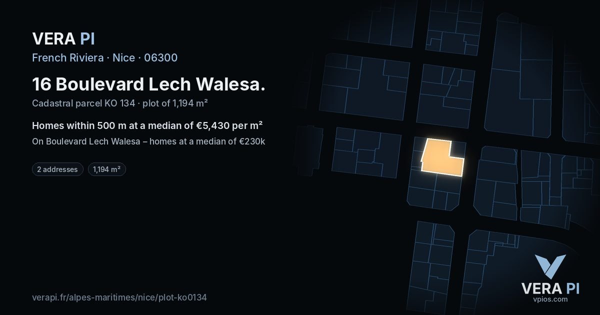 16 Boulevard Lech Walesa, Nice at night – the plot lit, the parcels around coloured by the prices near them