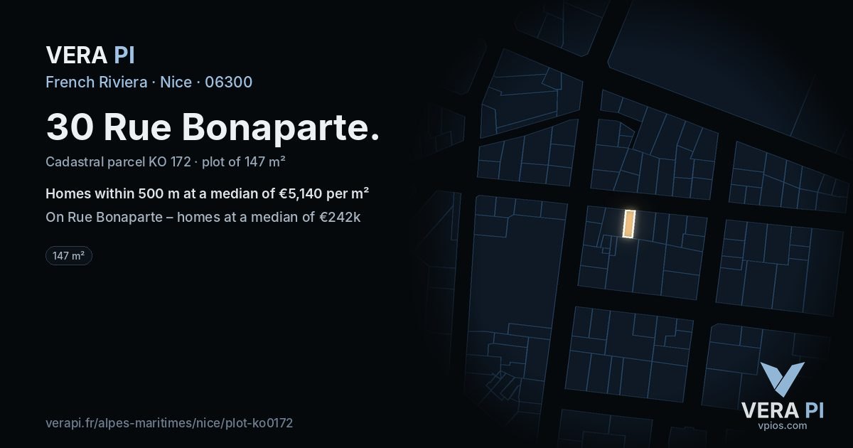 30 Rue Bonaparte, Nice at night – the plot lit, the parcels around coloured by the prices near them