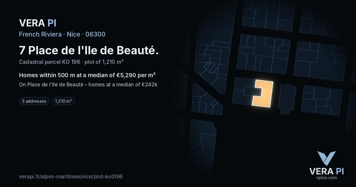 7 Place de l'Ile de Beauté, Nice at night – the plot lit, the parcels around coloured by the prices near them