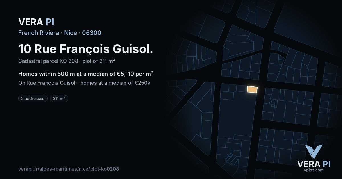 10 Rue François Guisol, Nice at night – the plot lit, the parcels around coloured by the prices near them