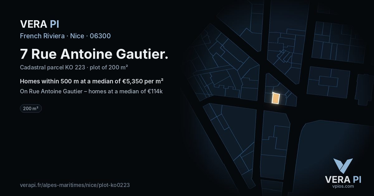 7 Rue Antoine Gautier, Nice at night – the plot lit, the parcels around coloured by the prices near them