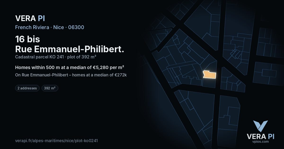 16 bis Rue Emmanuel-Philibert, Nice at night – the plot lit, the parcels around coloured by the prices near them