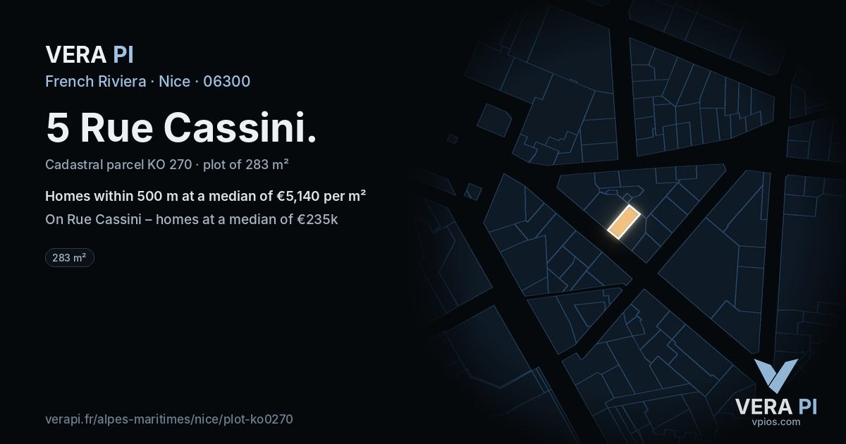 5 Rue Cassini, Nice at night – the plot lit, the parcels around coloured by the prices near them