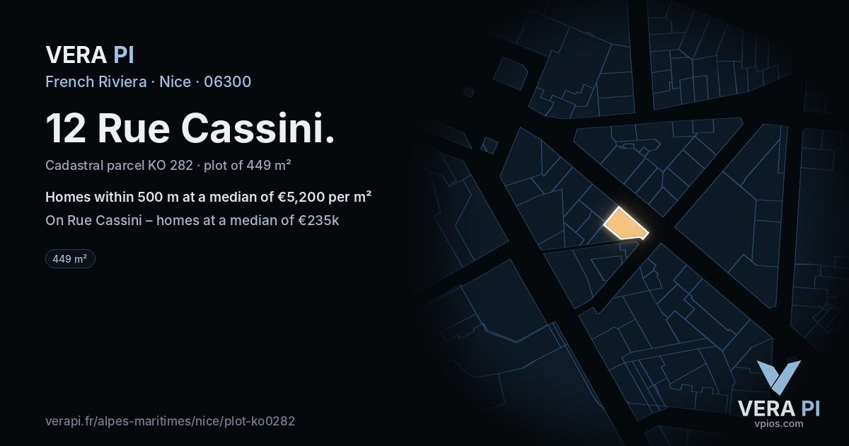 12 Rue Cassini, Nice at night – the plot lit, the parcels around coloured by the prices near them