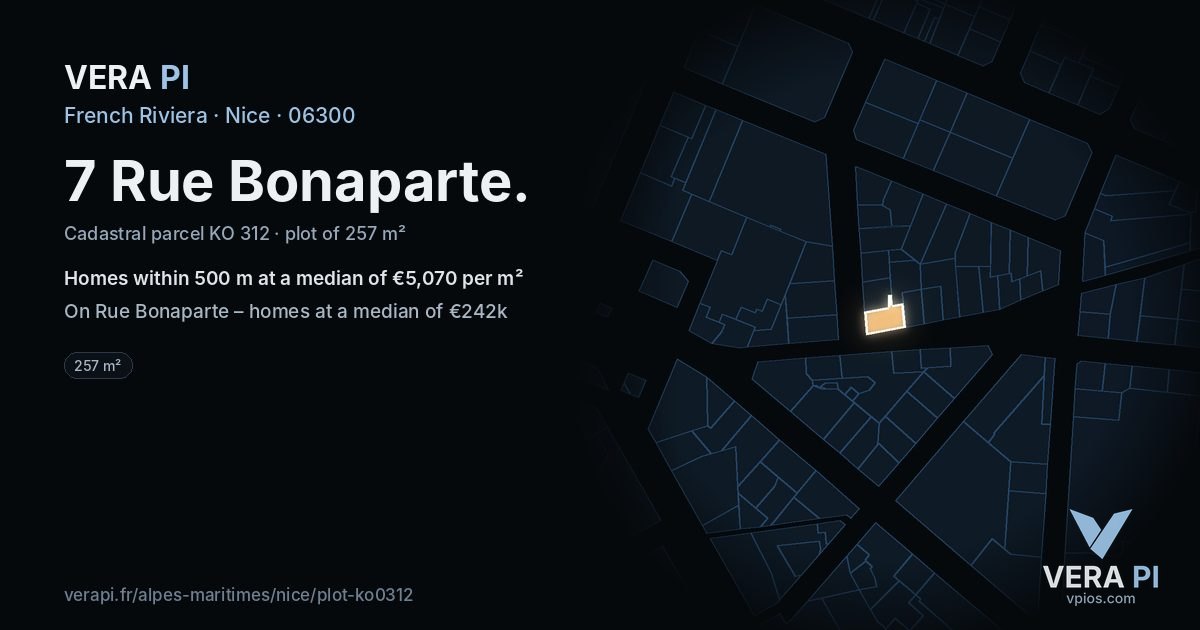 7 Rue Bonaparte, Nice at night – the plot lit, the parcels around coloured by the prices near them