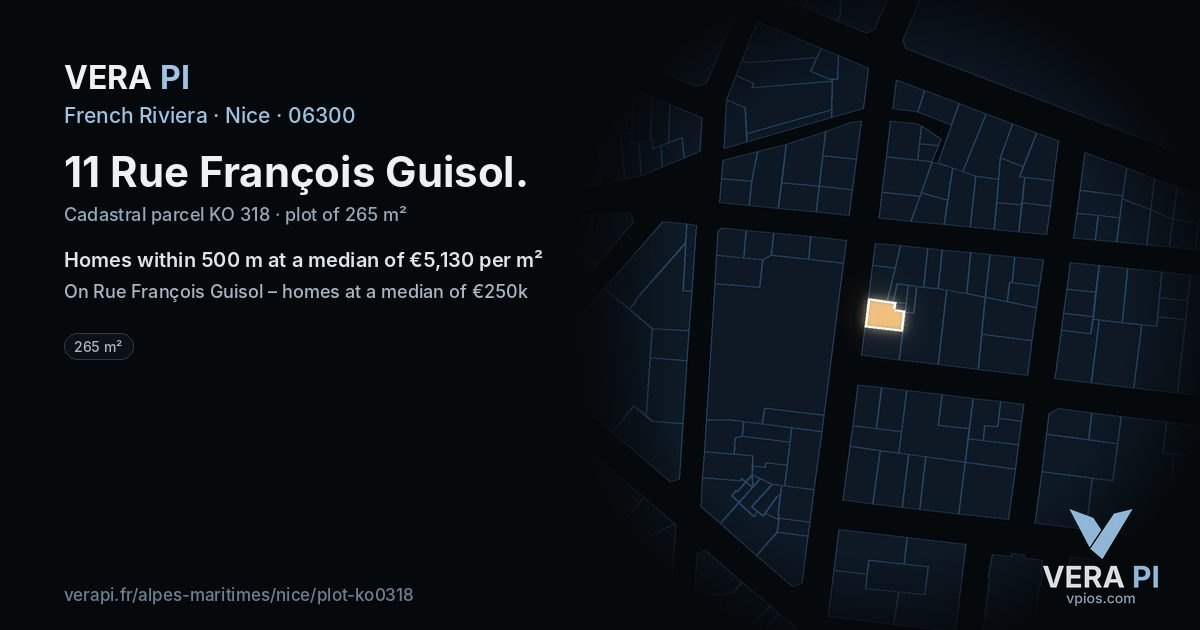 11 Rue François Guisol, Nice at night – the plot lit, the parcels around coloured by the prices near them
