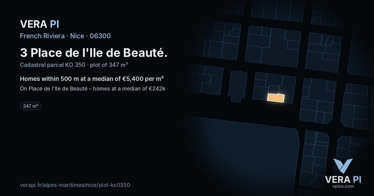 3 Place de l'Ile de Beauté, Nice at night – the plot lit, the parcels around coloured by the prices near them