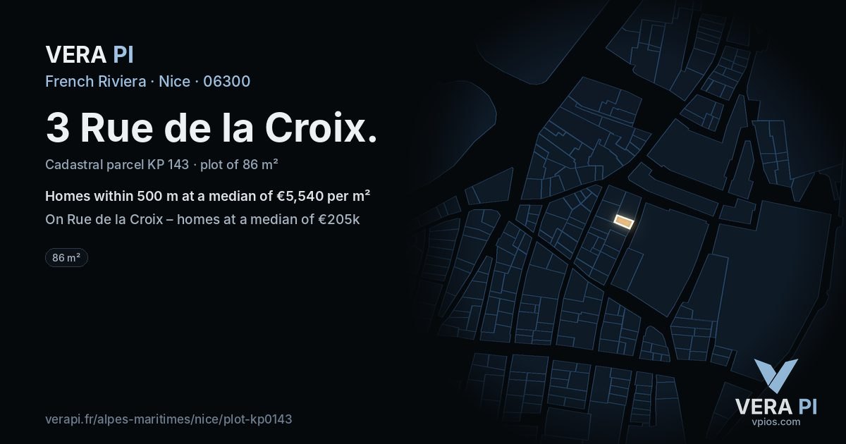 3 Rue de la Croix, Nice at night – the plot lit, the parcels around coloured by the prices near them