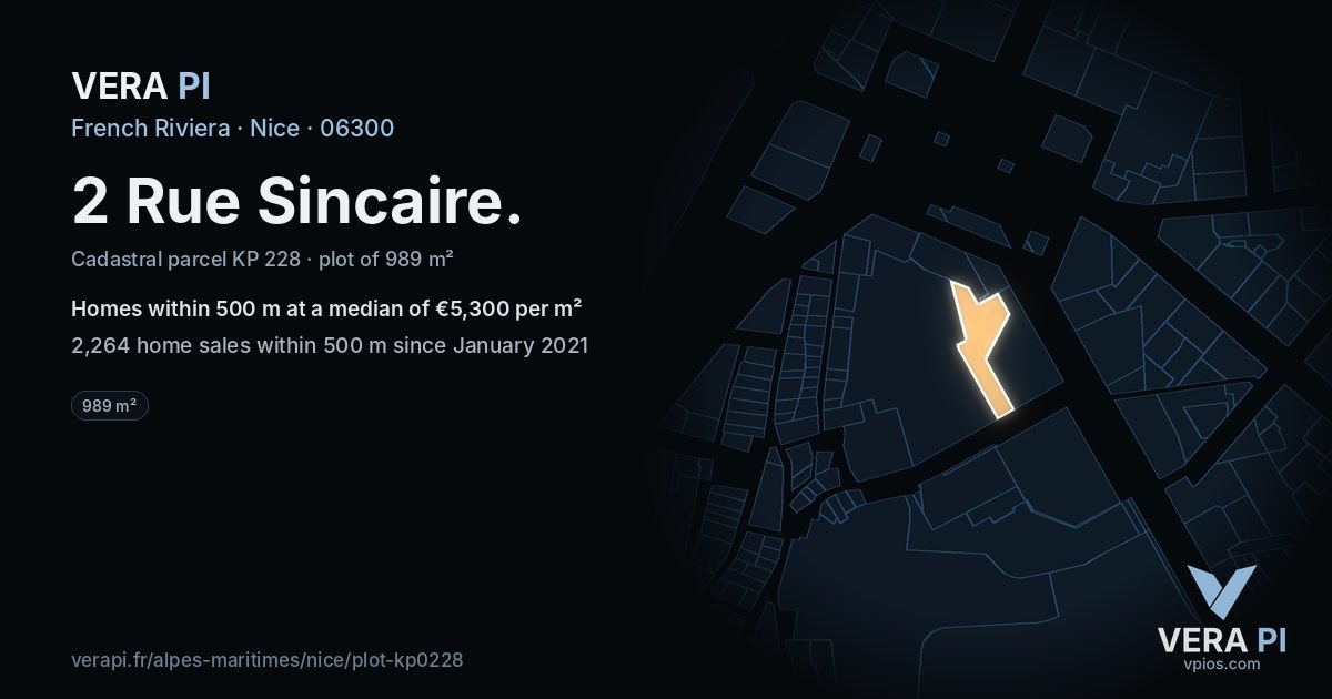 2 Rue Sincaire, Nice at night – the plot lit, the parcels around coloured by the prices near them