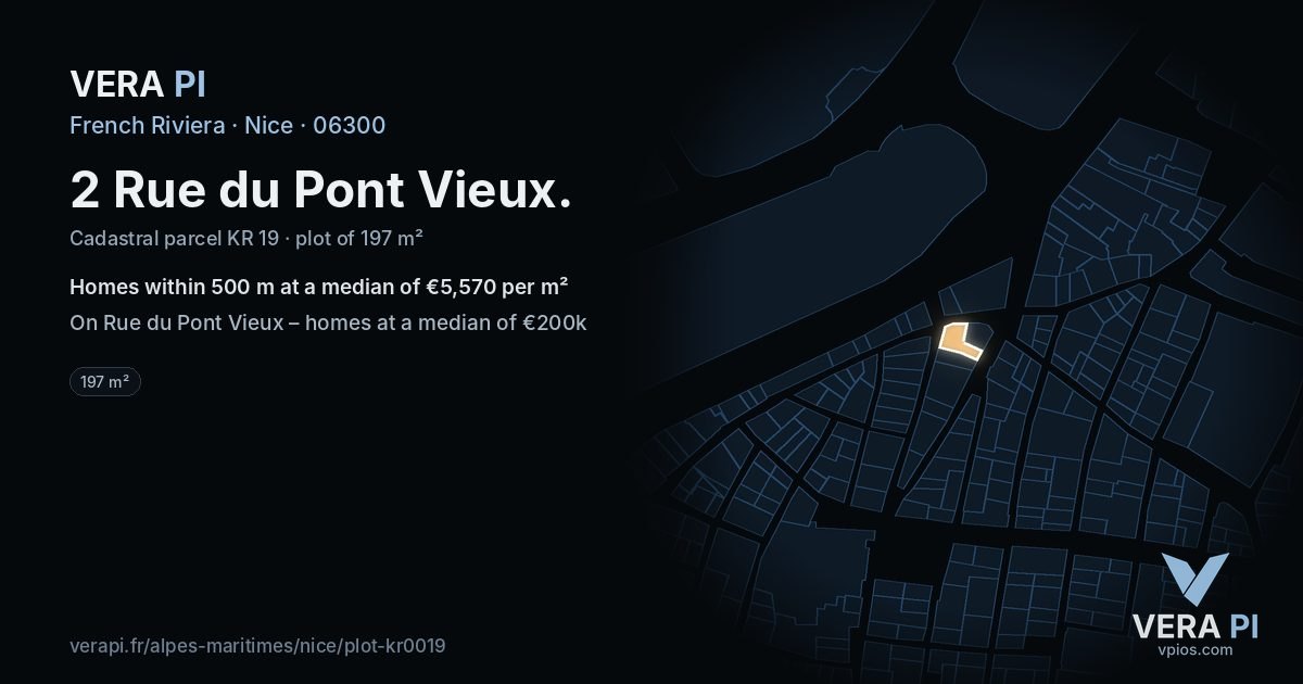 2 Rue du Pont Vieux, Nice at night – the plot lit, the parcels around coloured by the prices near them