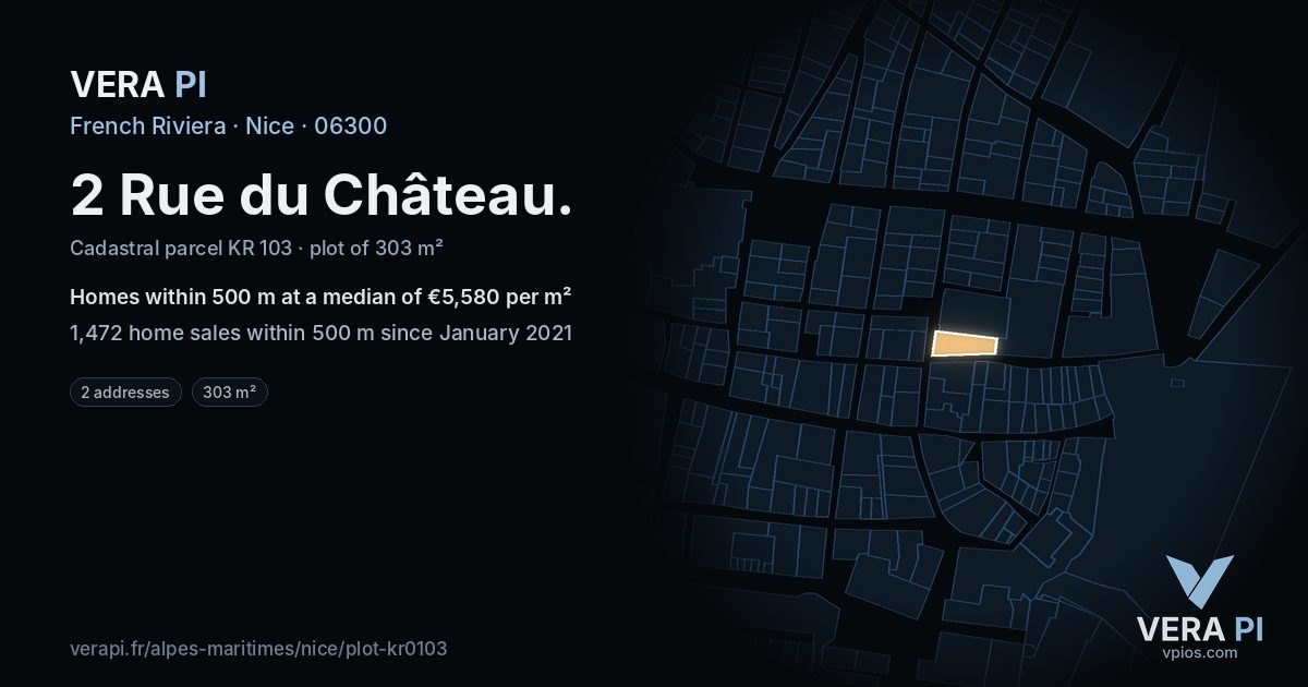 2 Rue du Château, Nice at night – the plot lit, the parcels around coloured by the prices near them