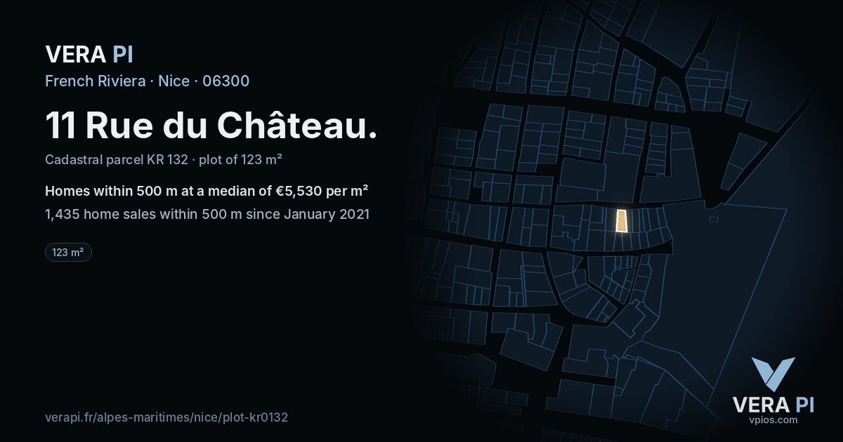 11 Rue du Château, Nice at night – the plot lit, the parcels around coloured by the prices near them