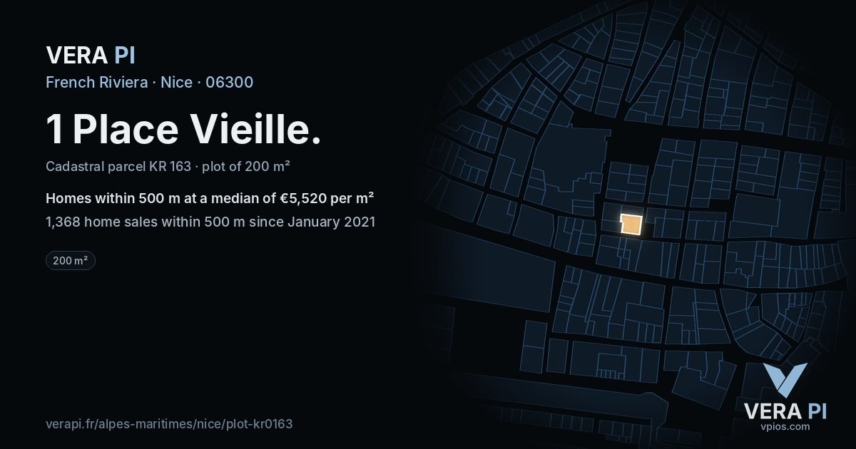 1 Place Vieille, Nice at night – the plot lit, the parcels around coloured by the prices near them