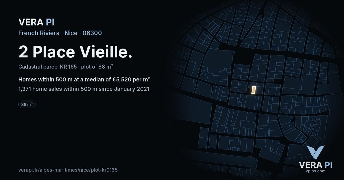 2 Place Vieille, Nice at night – the plot lit, the parcels around coloured by the prices near them
