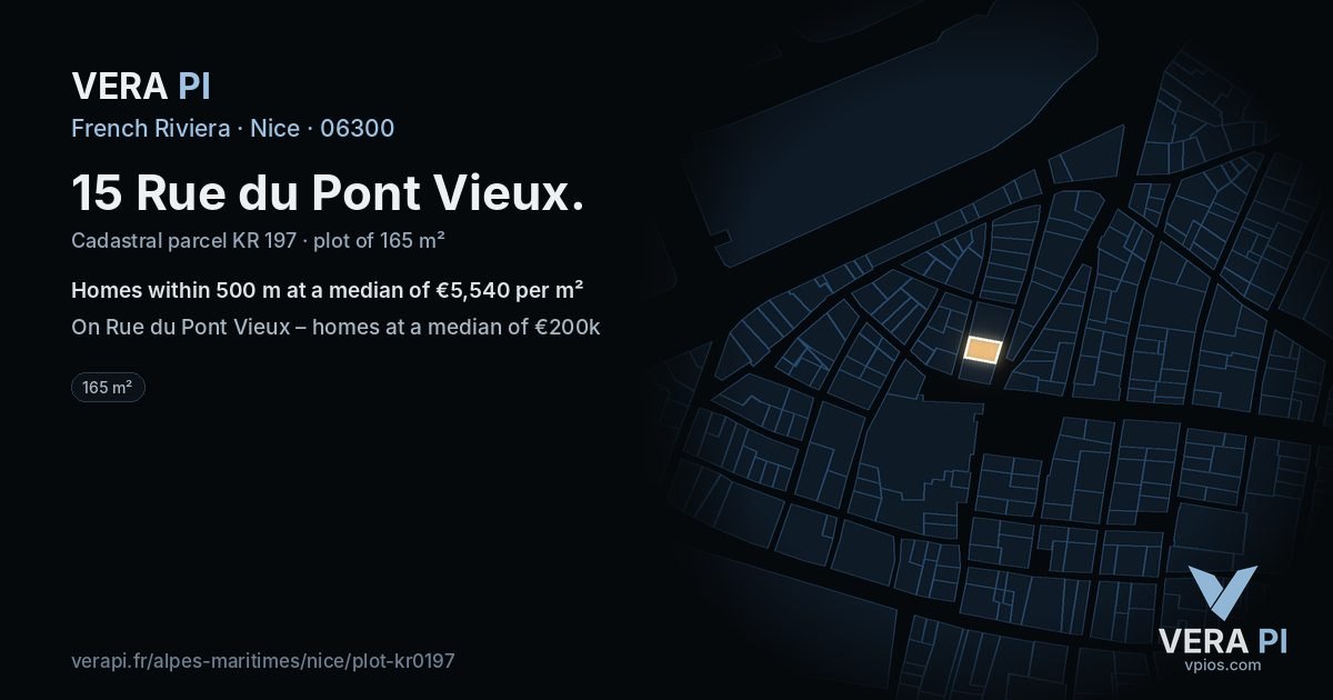 15 Rue du Pont Vieux, Nice at night – the plot lit, the parcels around coloured by the prices near them