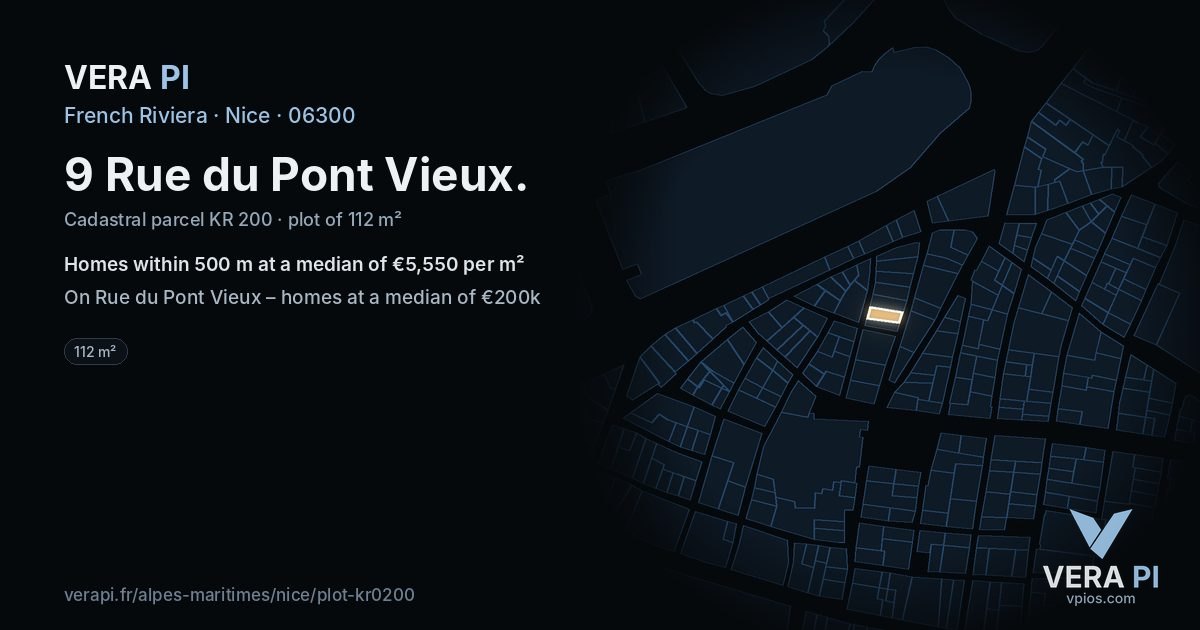 9 Rue du Pont Vieux, Nice at night – the plot lit, the parcels around coloured by the prices near them