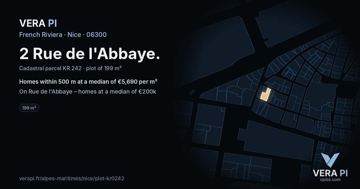 2 Rue de l'Abbaye, Nice at night – the plot lit, the parcels around coloured by the prices near them