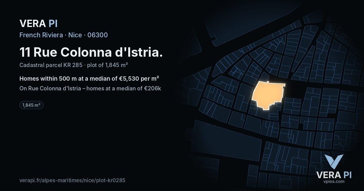 11 Rue Colonna d'Istria, Nice at night – the plot lit, the parcels around coloured by the prices near them