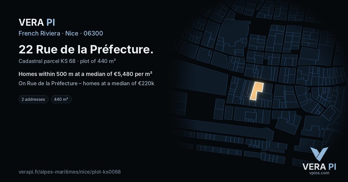 22 Rue de la Préfecture, Nice at night – the plot lit, the parcels around coloured by the prices near them