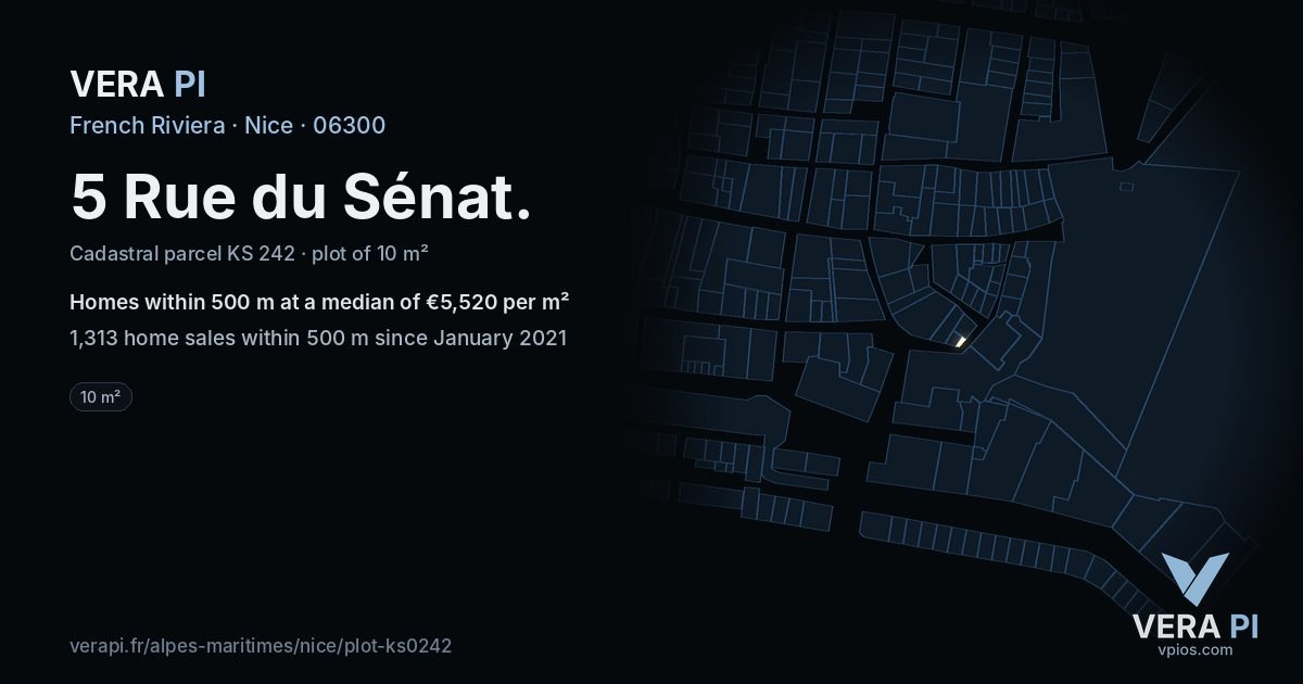 5 Rue du Sénat, Nice at night – the plot lit, the parcels around coloured by the prices near them
