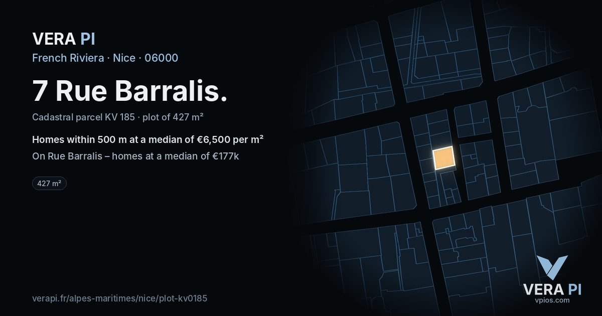 7 Rue Barralis, Nice at night – the plot lit, the parcels around coloured by the prices near them