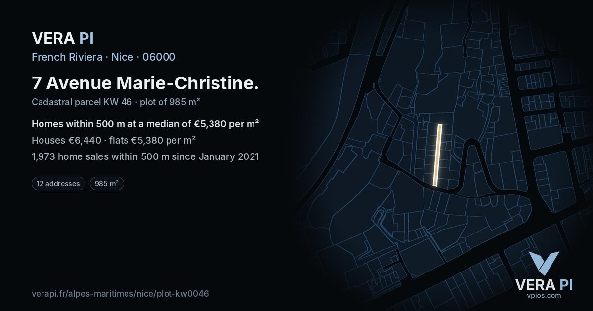 7 Avenue Marie-Christine, Nice at night – the plot lit, the parcels around coloured by the prices near them