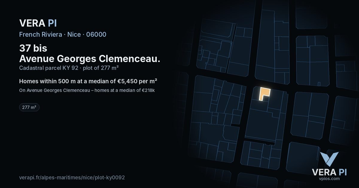 37 bis Avenue Georges Clemenceau, Nice at night – the plot lit, the parcels around coloured by the prices near them