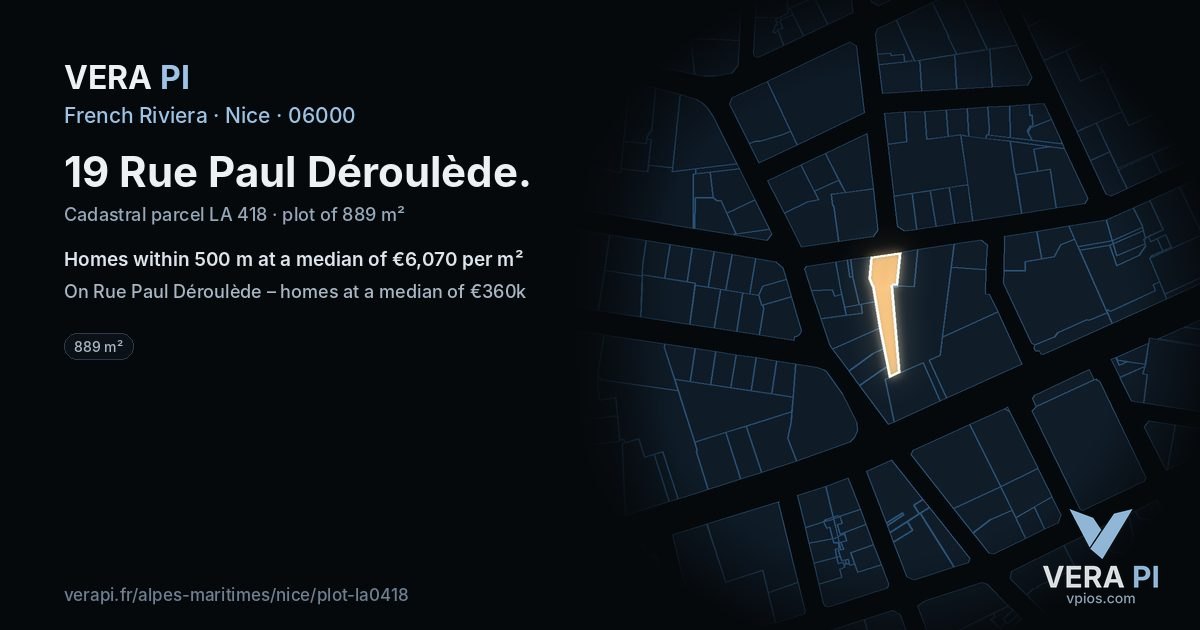 19 Rue Paul Déroulède, Nice at night – the plot lit, the parcels around coloured by the prices near them