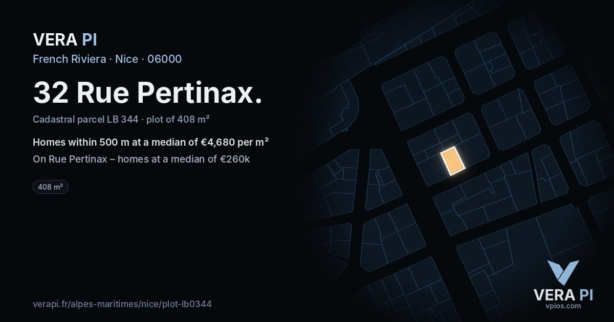 32 Rue Pertinax, Nice at night – the plot lit, the parcels around coloured by the prices near them