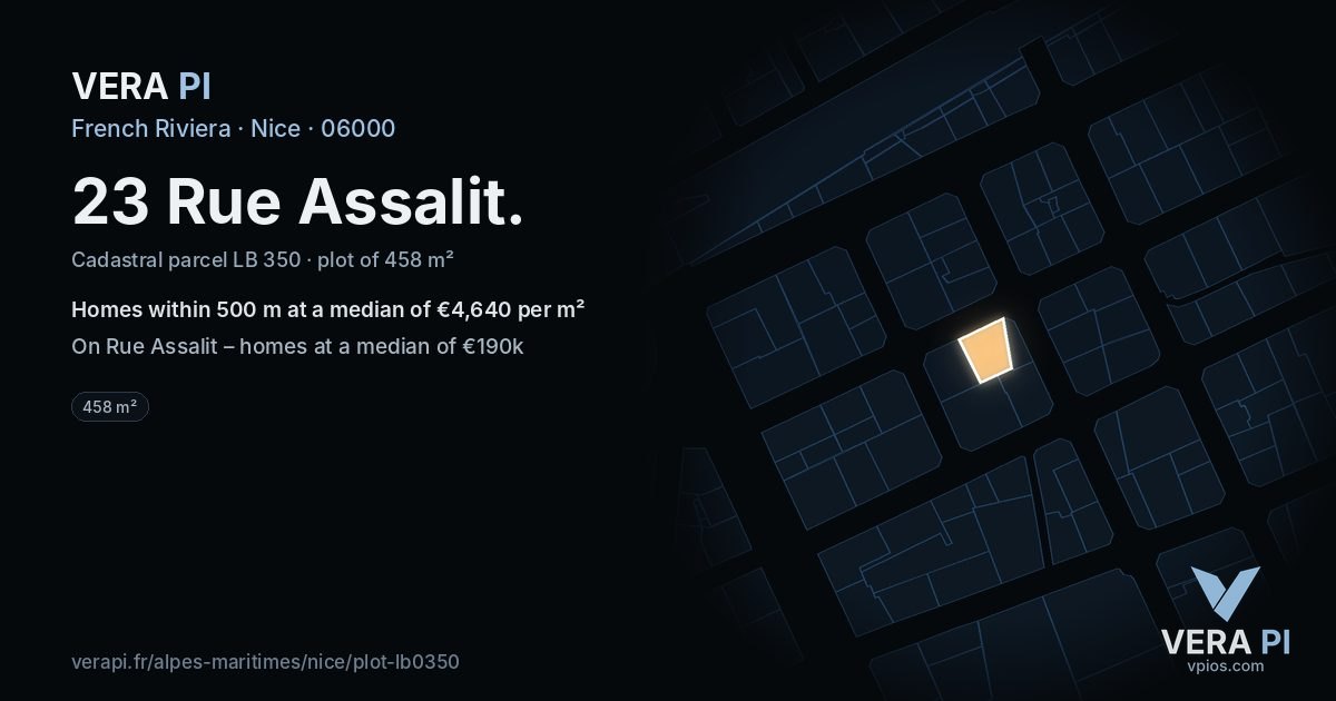23 Rue Assalit, Nice at night – the plot lit, the parcels around coloured by the prices near them