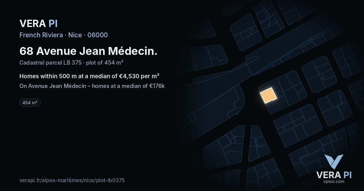 68 Avenue Jean Médecin, Nice at night – the plot lit, the parcels around coloured by the prices near them