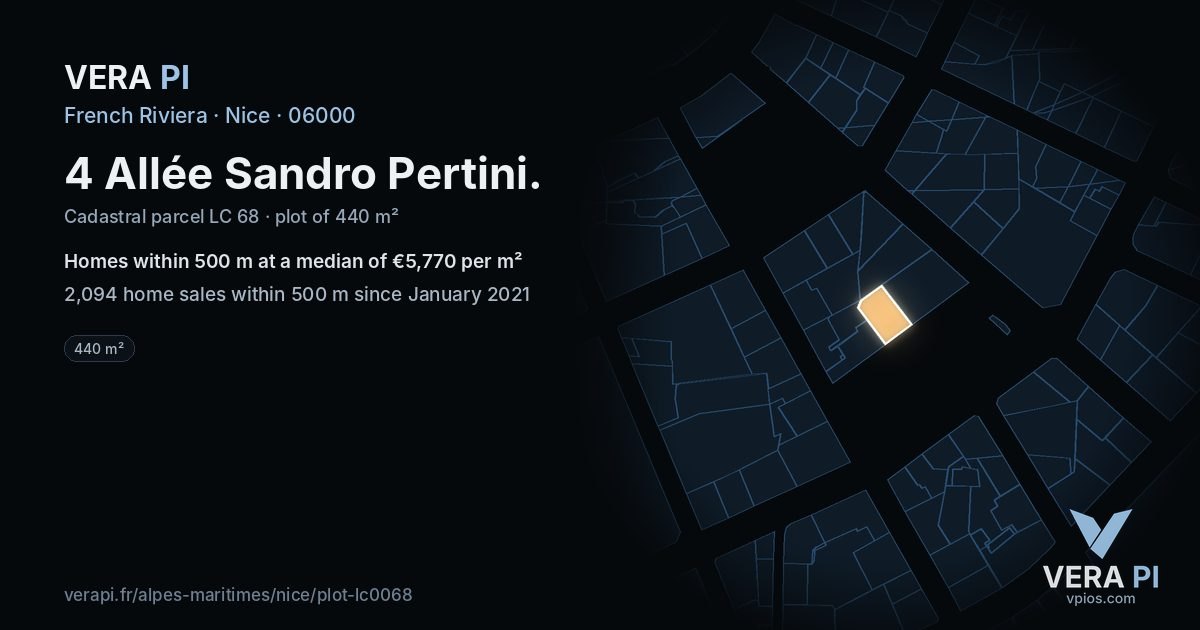 4 Allée Sandro Pertini, Nice at night – the plot lit, the parcels around coloured by the prices near them
