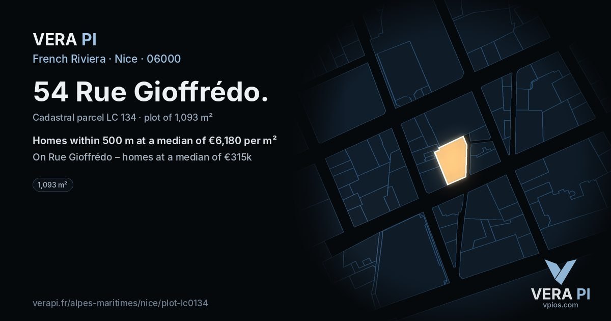 54 Rue Gioffrédo, Nice at night – the plot lit, the parcels around coloured by the prices near them