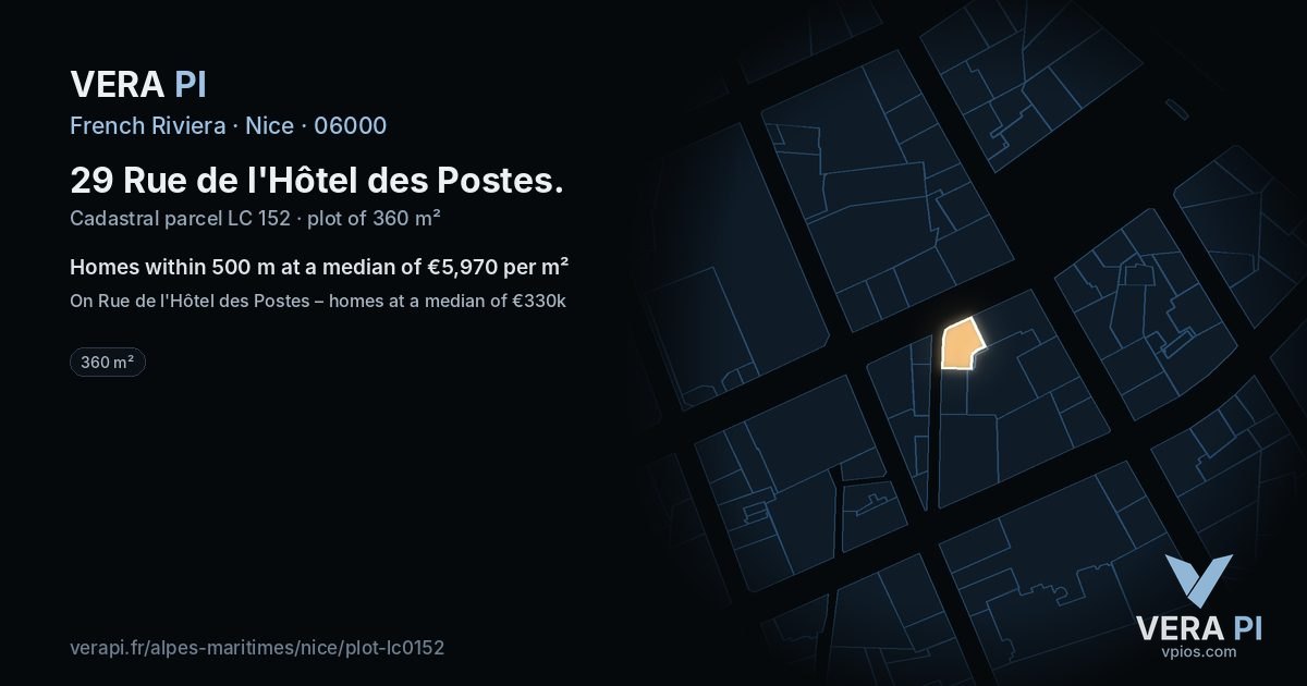 29 Rue de l'Hôtel des Postes, Nice at night – the plot lit, the parcels around coloured by the prices near them