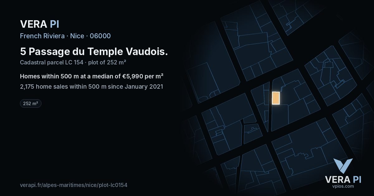 5 Passage du Temple Vaudois, Nice at night – the plot lit, the parcels around coloured by the prices near them